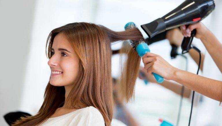 Why should you buy hairdressing stuff online?