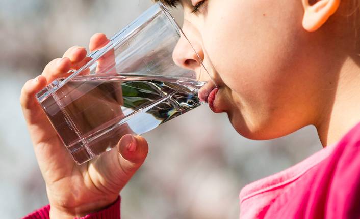 The Incredible Benefits of Drinking Water