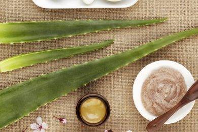 Six Super Effective Natural Acne Treatments