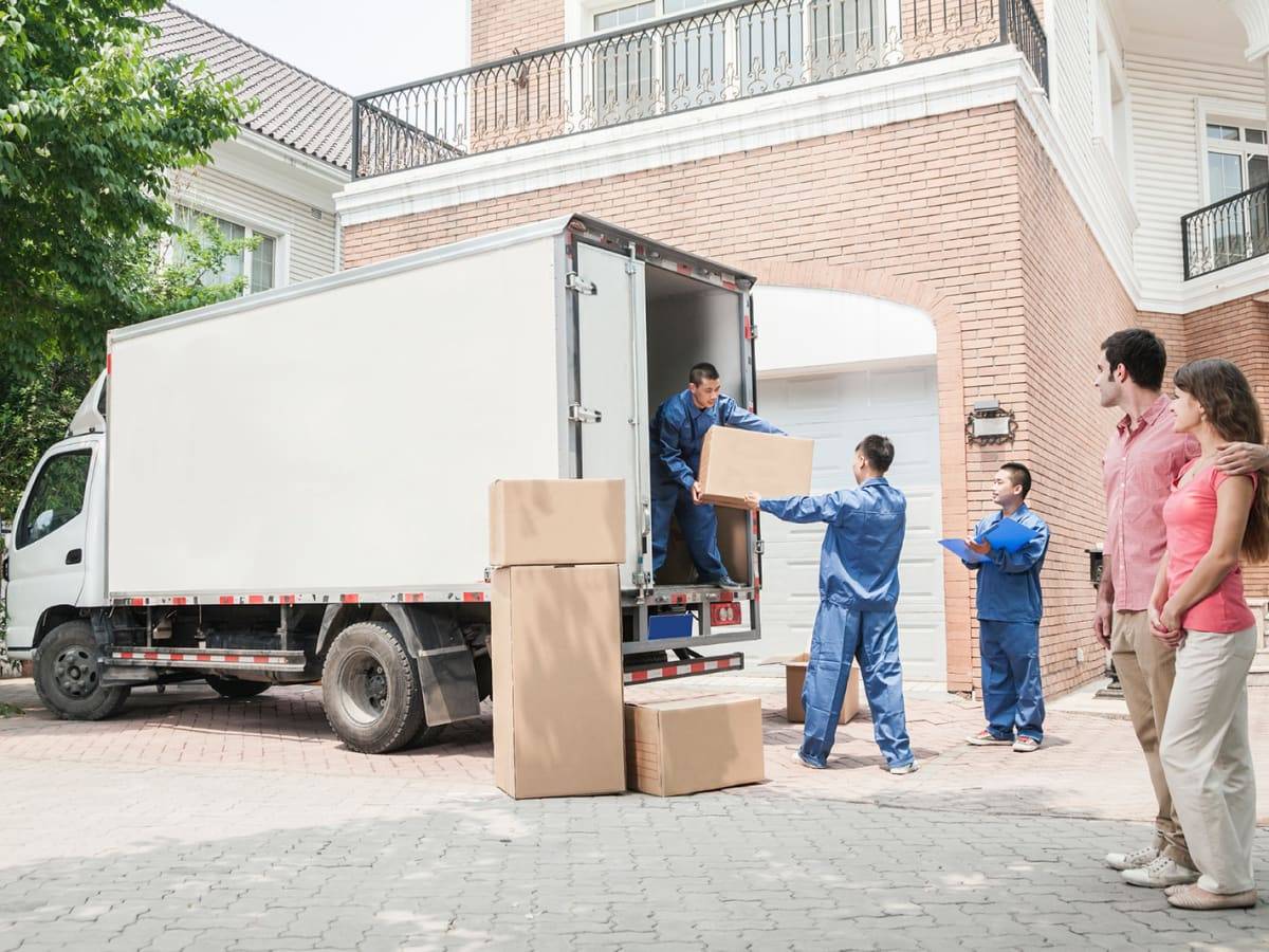 Top Long-Distance Moving Companies in the US
