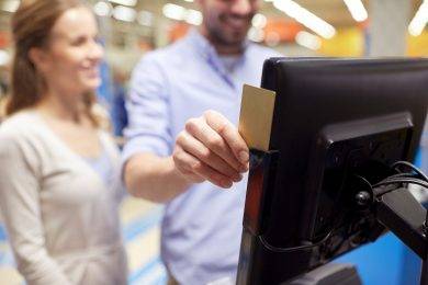 The Pros and Cons of Retail Self-Checkout