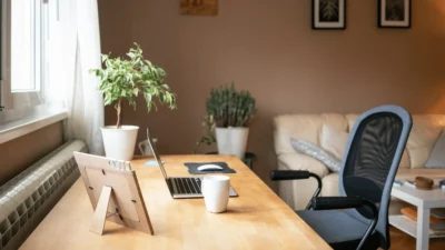 What It Takes to Build a Home Office That Boosts Productivity